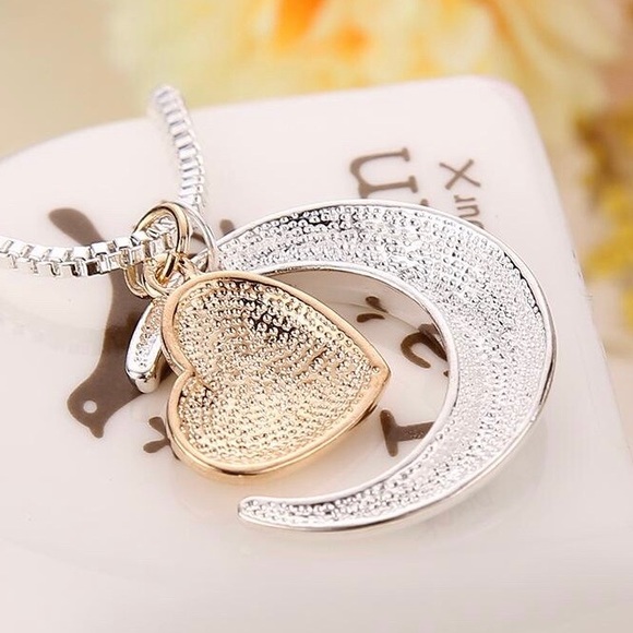 Moon pendant ILY to the moon and back mom necklace - Picture 3 of 6